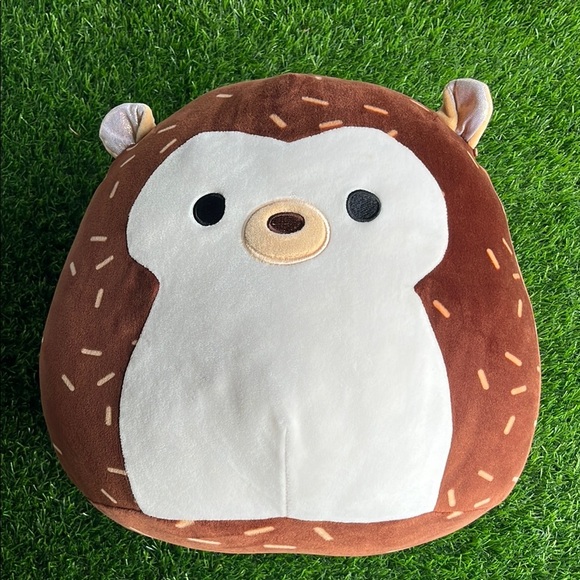 SQUISHMALLOW Hila The Hedgehog - Picture 1 of 7